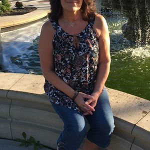 Meet your Posher, Diane